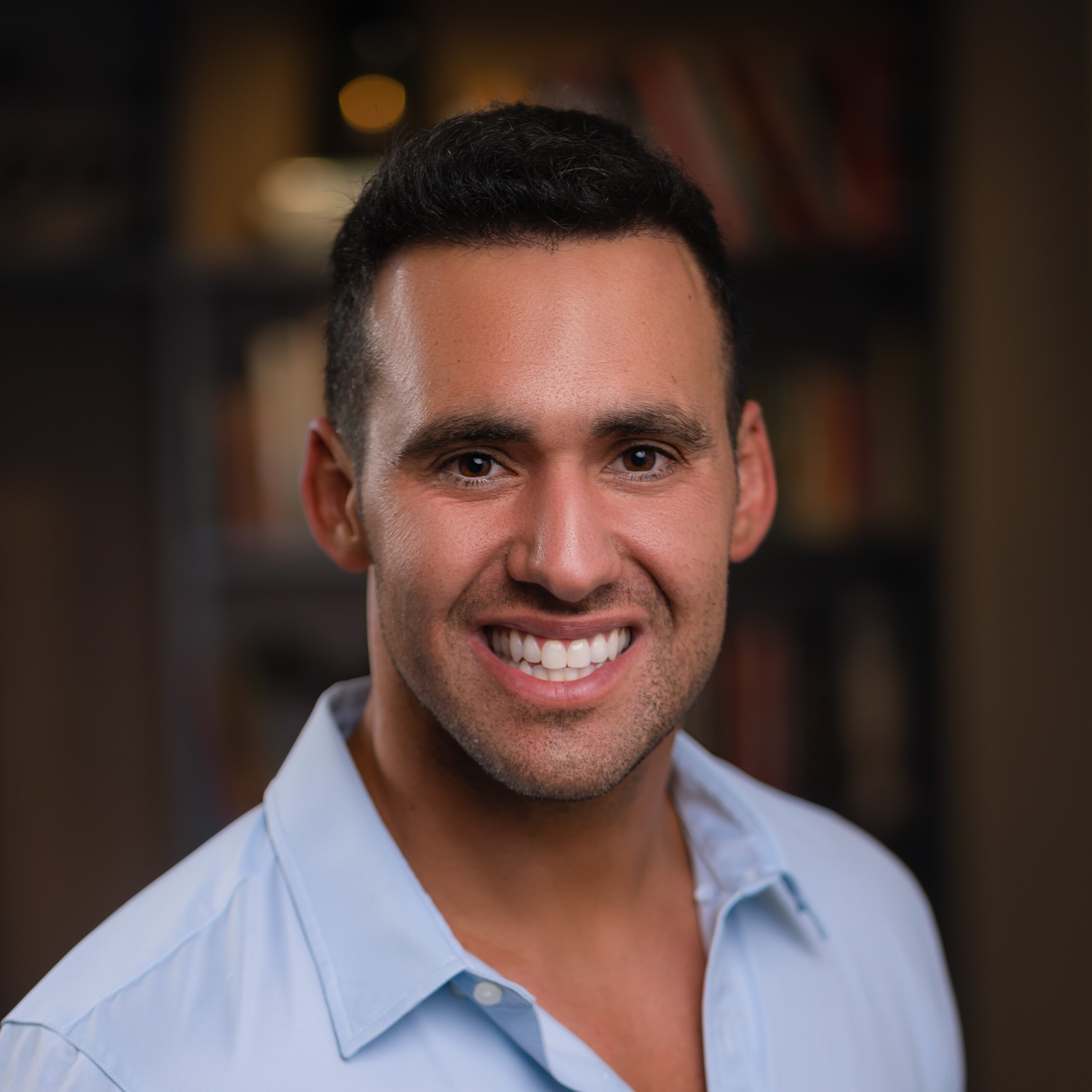 Hymie Zebede Headshot v2